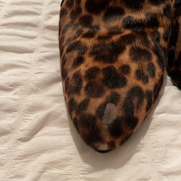 Stuart Weitzman Heels EUC  - Picture 2 of 7